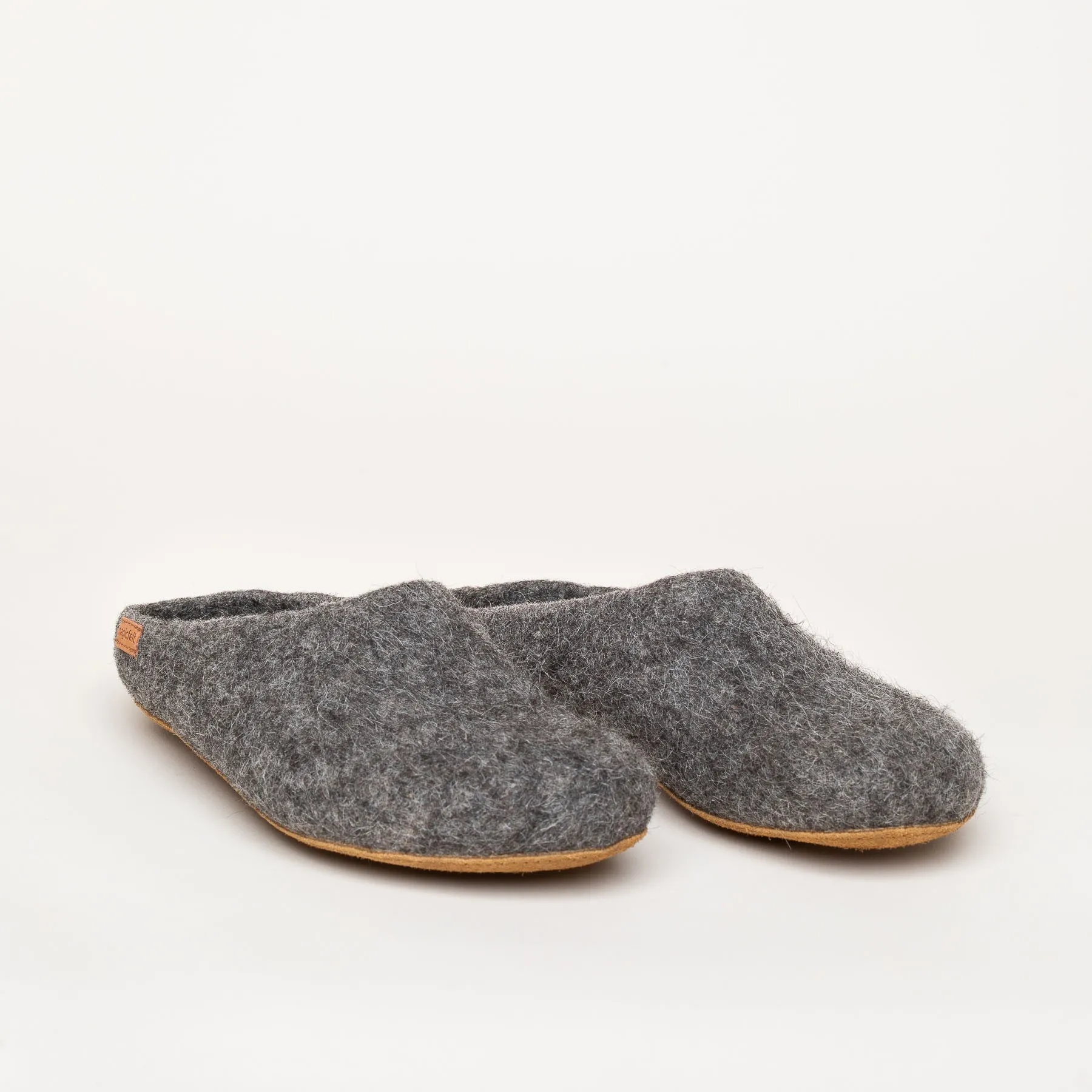 Felt slippers made of rare wools GOTTSTEIN